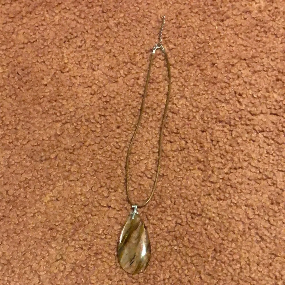 Absolutely Stunning Vintage Stone Necklace